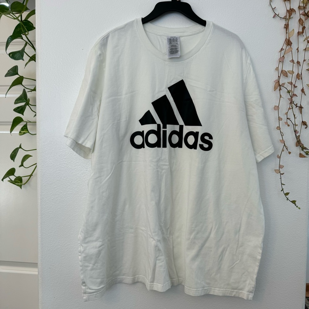 Adidas Men’s T-Shirt White with Black Logo – Classic Athletic Tee
